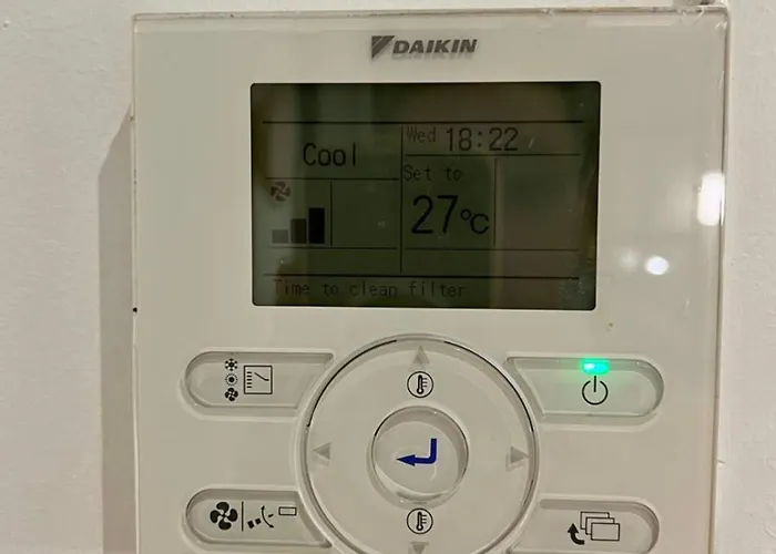 Comfortable Near The Center Of Apartman